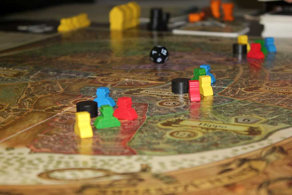 Baliend-predstaveni-hra-Zemeplocha